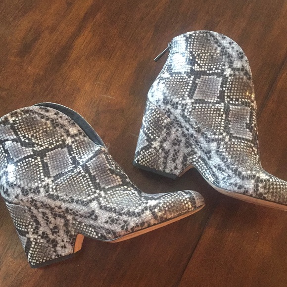 Diane Von Furstenberg Shoes - Diane von FonFurstenberg